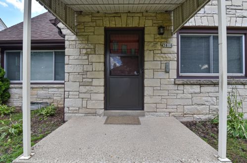 3816 58th Blvd, Milwaukee, WI 53216-2229