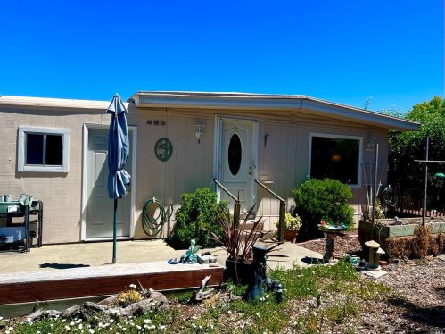 41 Westgate Cir, Santa Rosa CA  95401-9013 exterior