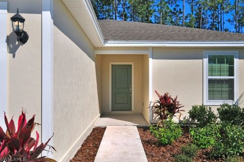 809 Franklin Ct, Ave Maria FL  34142-2796 exterior