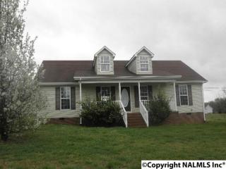 4 Ridgeline Dr, Fayetteville, TN 37334-8078