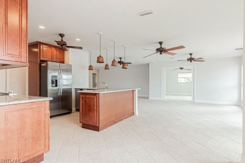 2179 Lemon St, Saint James City FL  33956-2025 exterior