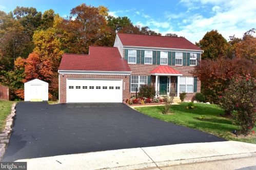13806 Rosewood Dr, Woodbridge, VA 22193-3836