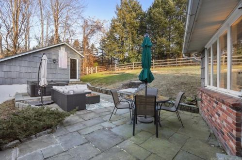 6 Sears Dr, Sherman, CT 06784-2718