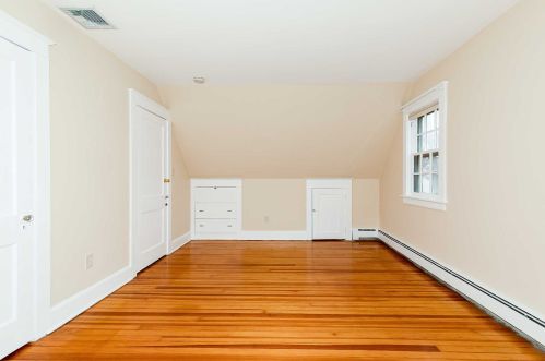 19 Loockerman Ave, Poughkeepsie NY 12601-5026 exterior