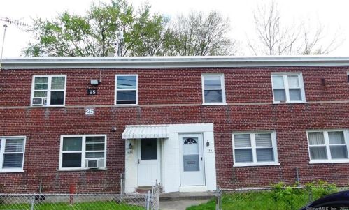 25 Court D, Bridgeport, CT 06610-3304