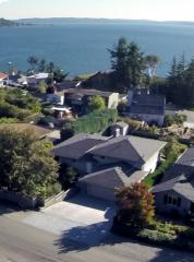 12111 Marine View Dr, Seattle, WA 98146-2451