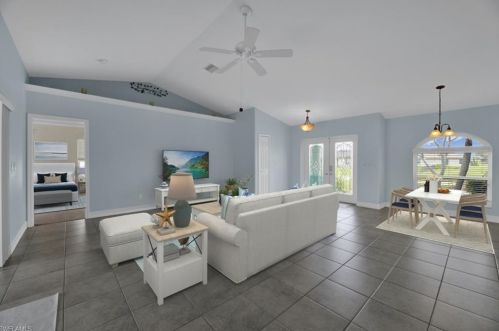 34 25th Ter, Cape Coral, FL 33993-8705