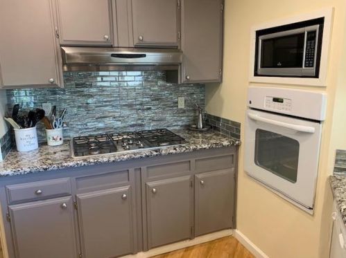 180 Overbrook Dr, Folsom CA  95630-1657 exterior