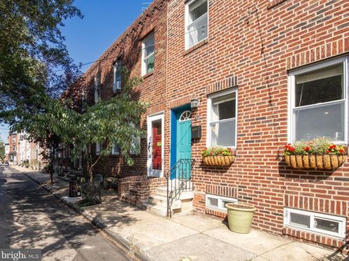 811 Judson St, Philadelphia PA  19130-1921 exterior
