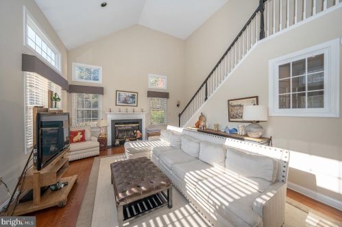 825 Bryn Mawr Ave, Newtown Square PA  19073-4333 exterior