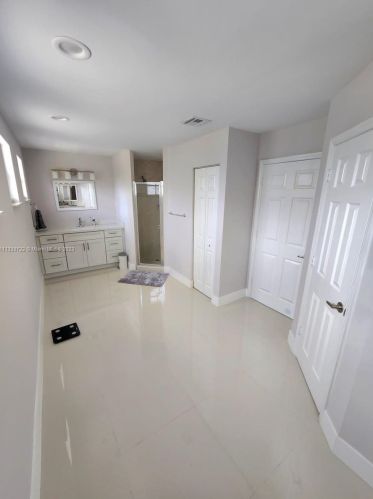 2210 145th Ave, Hollywood FL  33028-2866 exterior