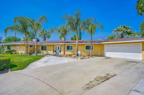 3798 Maywood Ct, San Bernardino, CA 92404-1728