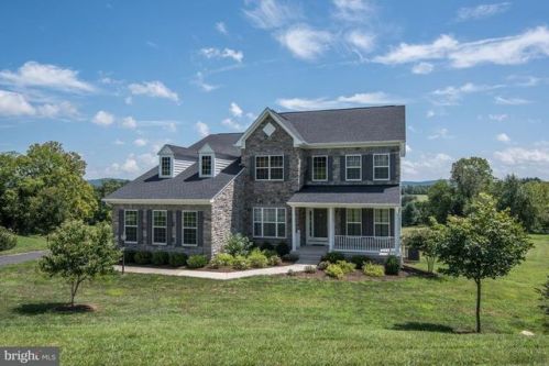 13200 Waterford View Ct, Lovettsville VA  20180-3561 exterior