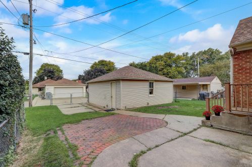 2919 85, Milwaukee WI 53222-4717 exterior