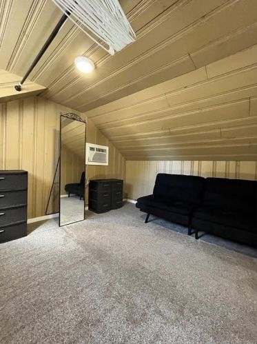 74 Vergason Ave, Norwich CT  06360-2108 exterior