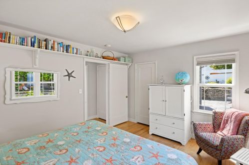 925 Balboa Ave, Del Monte Park CA  93950-2203 exterior