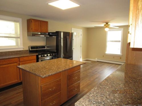 722 Bantam Rd, Litchfield CT  06750-1641 exterior