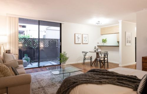 3154 Shelter Creek Ln, San Bruno, CA 94066-3803