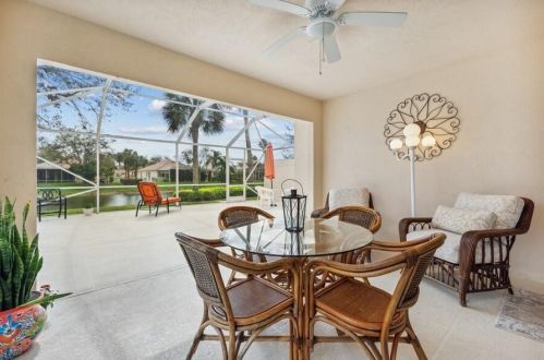 7718 Pine Island Way, West Palm Beach FL  33411-5802 exterior