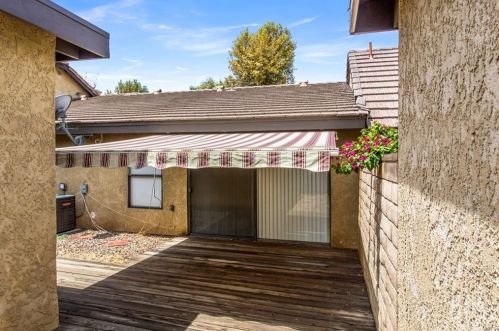 10793 Loro Verde Ave, Loma Linda CA  92354-2516 exterior