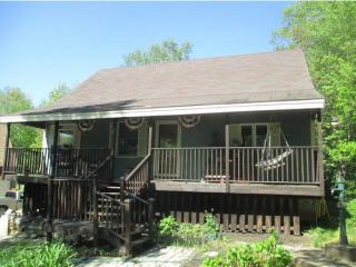 21 Sampson Rd, Rochester, NH 03867-4207