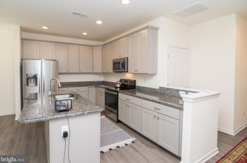 215 Tea Party Trl, Dover DE  19901-8881 exterior