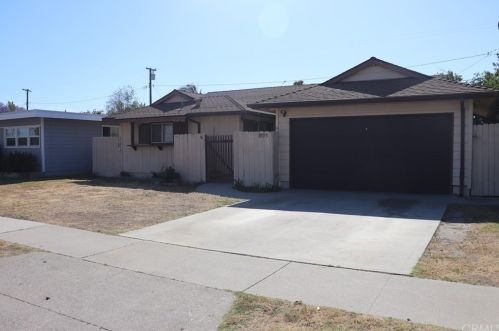 1895 Stevely Ave, Long Beach, CA 90815-3628