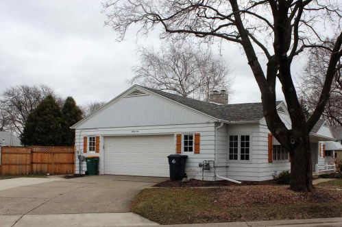 31 Sunset Cir, Fond Du Lac, WI 54935-5777