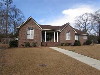 625 Adair St, Fayetteville, NC 28303-3403