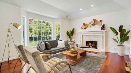 1056 Foxhurst Way, San Jose, CA 95120-4278