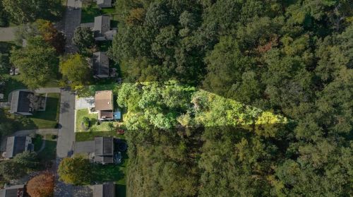 139 Lingay Dr, Glenshaw, PA 15116-1038