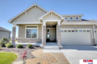 12108 214th St, Gretna, NE