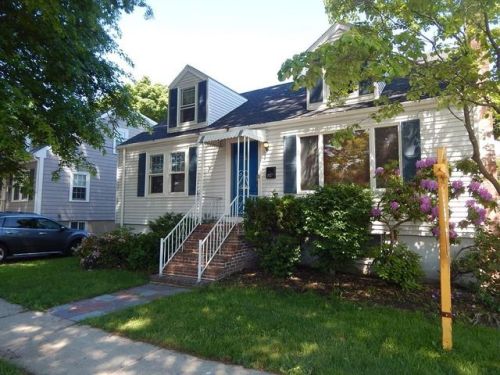 34 Wampatuck Rd, Quincy, MA 02169-2511