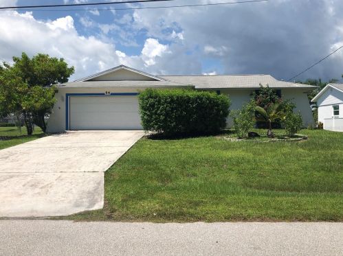 54 Mark Twain Ln, Placida, FL 33947-2139