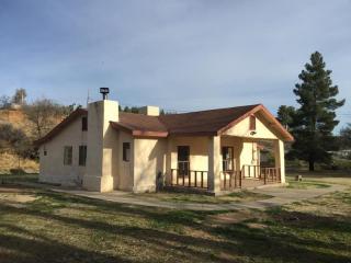 7369 Alamo Way, Globe, AZ 85501-5047