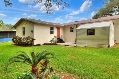 519 Flamingo Dr, Lakeland FL  33803-4825 exterior