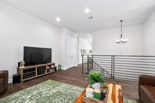 559 Greenwood Dr, Meadow Vista CA  95722-9708 exterior