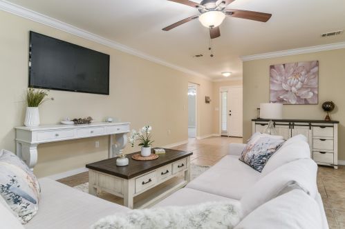 73 10th St, Shalimar FL  32579-1553 exterior