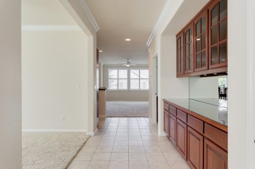 111 Bobwhite Ln, Grass Valley, CA 95945-5748