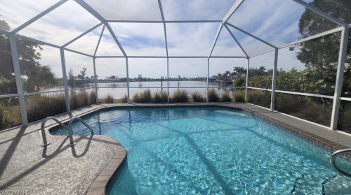 4324 31st St, Cape Coral, FL 33993-8001