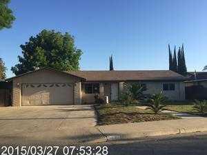 2040 Della Ave, Porterville, CA 93257-2635
