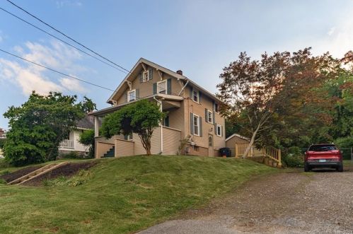 6 Oak St, Terryville, CT 06786-6008