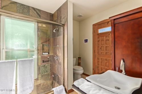 5230 Winchcomb Dr, Scottsdale AZ  85254-2936 exterior