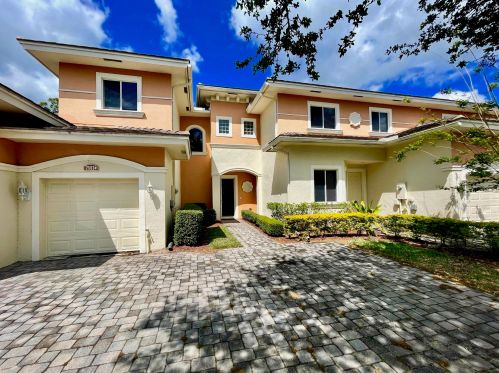 2563 Stockbridge Sq, Vero Beach, FL 32962-4216