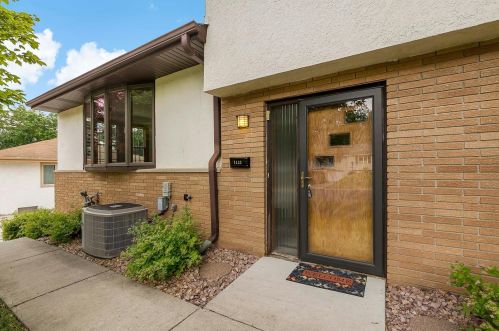 1133 8th Ave, South Saint Paul, MN 55075-3114
