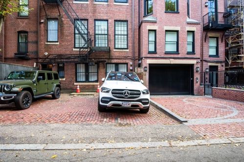 169 Commonwealth Ave, Boston MA  02116 exterior