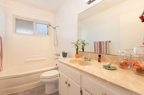 5491 Redding Rd, San Diego CA  92115-1134 exterior