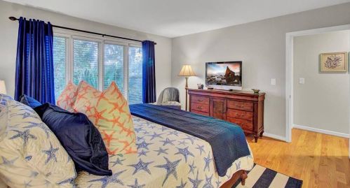 29 Fairway Dunes Ln, Isle Of Palms SC  29451-2840 exterior