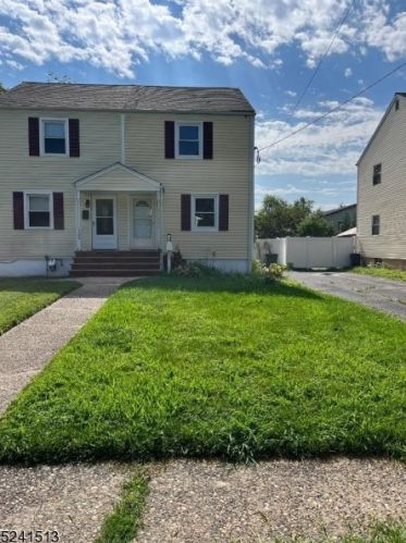 132 Windsor Ave, Westfield, NJ 07090-1526