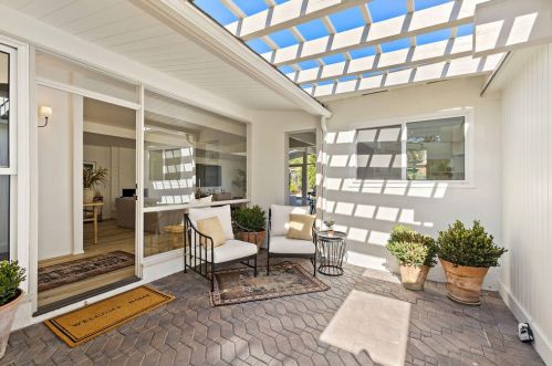 3722 Cordero Dr, Santa Barbara CA  93105-4034 exterior